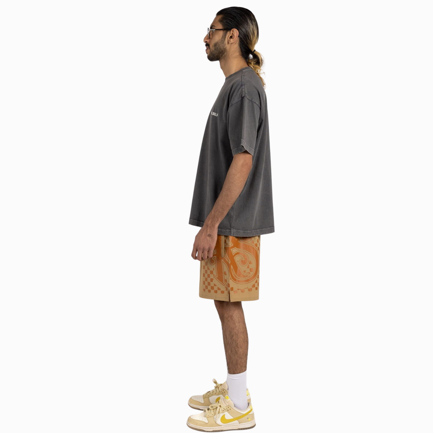 REALSELF LOGO MEDIUM FIT T-SHIRT