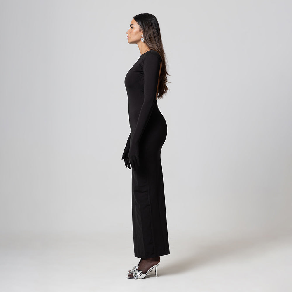 BLACK DRESS WITH GLOVIS