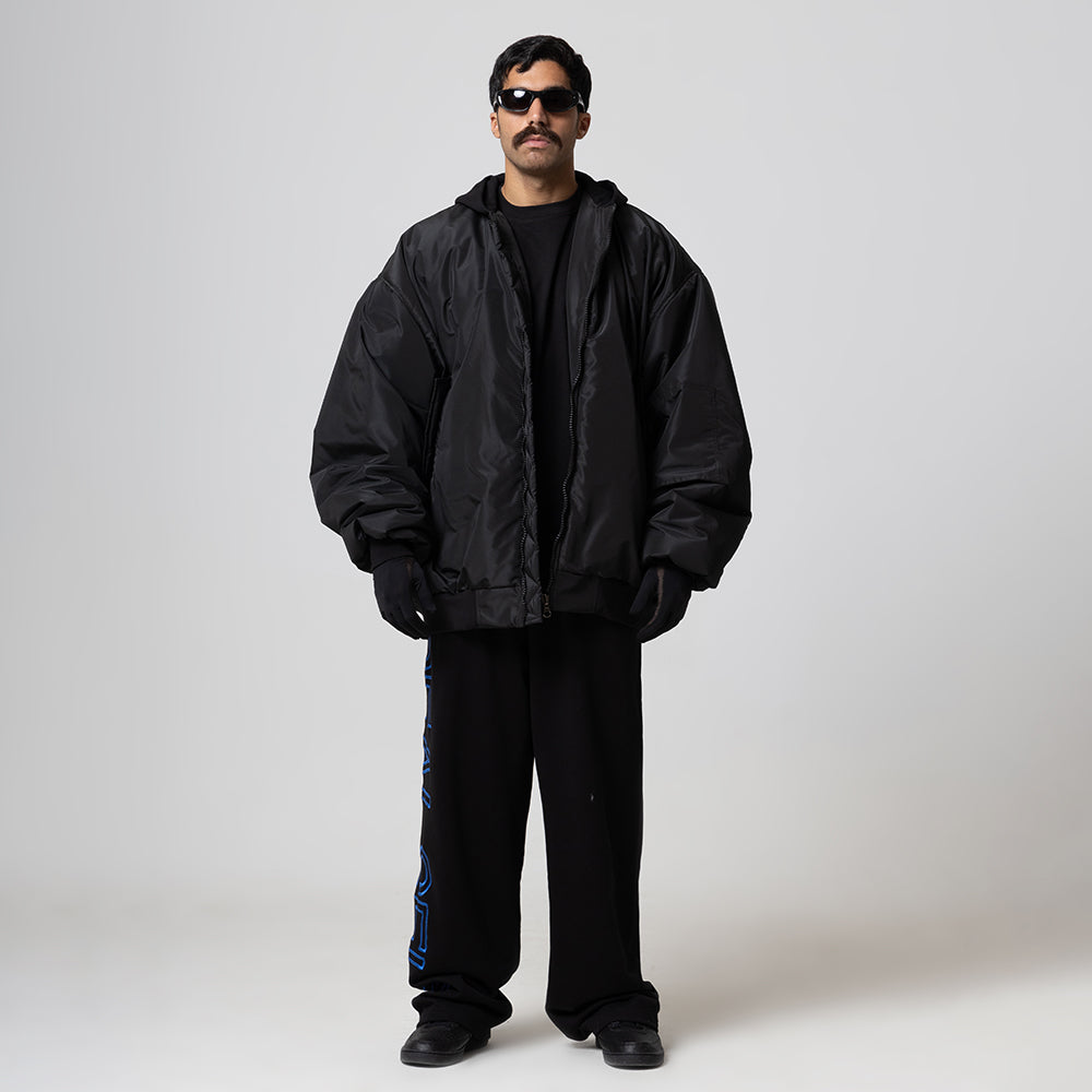 REALSELF EMBROIDERY ONE LEG LOGO WIDE BLACK JOGGING PANTS