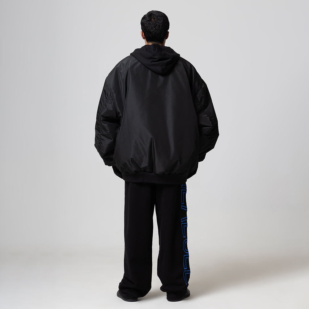 REALSELF EMBROIDERY ONE LEG LOGO WIDE BLACK JOGGING PANTS